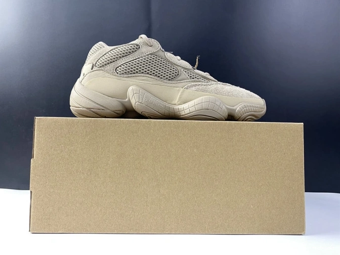500 Light Taupe Yeezy Adidas GX3605 0807